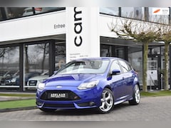 Ford Focus - 2.0 EcoBoost ST-2 250PK NAVI, ACHTERUITRIJCAMERA, CLIMA