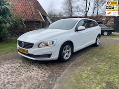 Volvo V60 - 1.5 T2 Polar-NL auto-NAVI-2 eigenaren