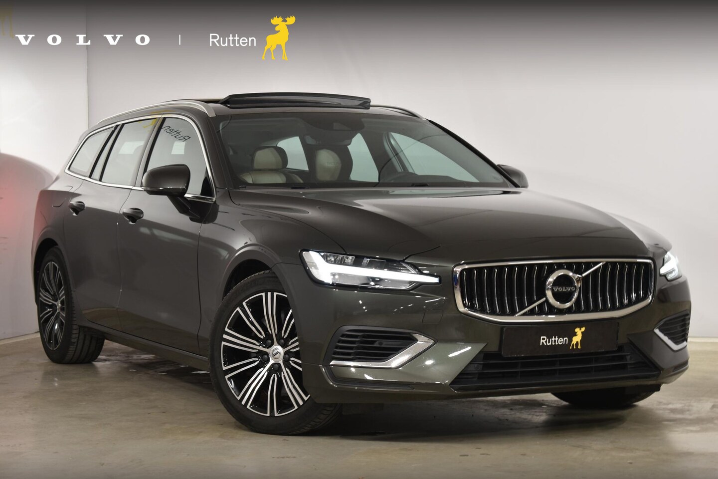 Volvo V60 - T8 390PK Automaat Recharge AWD Inscription Cruise control/ Climate control/ On Call/ Trekh - AutoWereld.nl