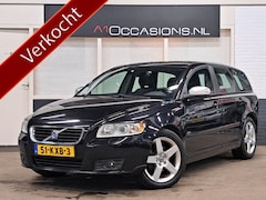 Volvo V50 - 1.8 Edition II + LEDER + NAVI