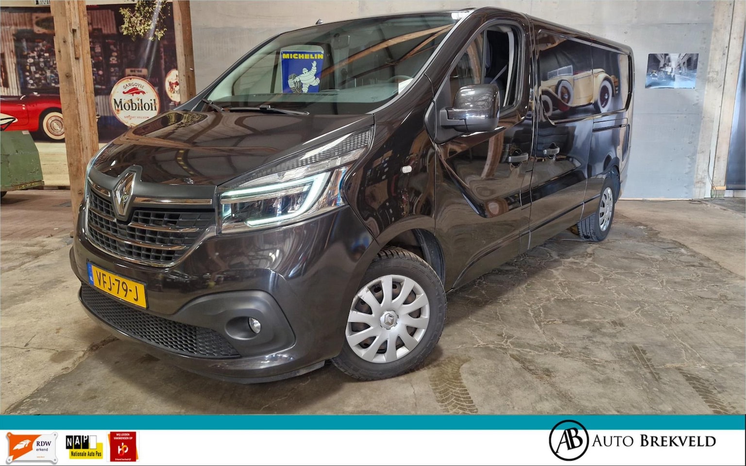 Renault Trafic - 2.0 dCi 120 T29 L2H1 Work Edition 120PK EURO6 | Rijklaar | Dubbele schuifdeur | Cruise | N - AutoWereld.nl