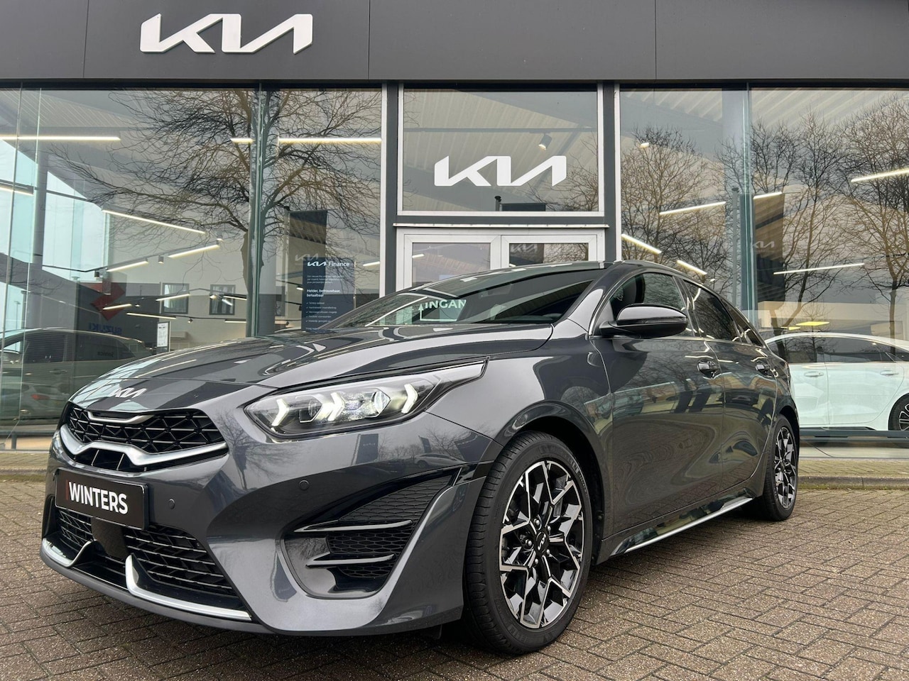 Kia Pro cee'd - 1.5 T-GDi GT-Line 160PK! Camera+Navi+Lane-assist+Cruise+Clima+PDC - AutoWereld.nl