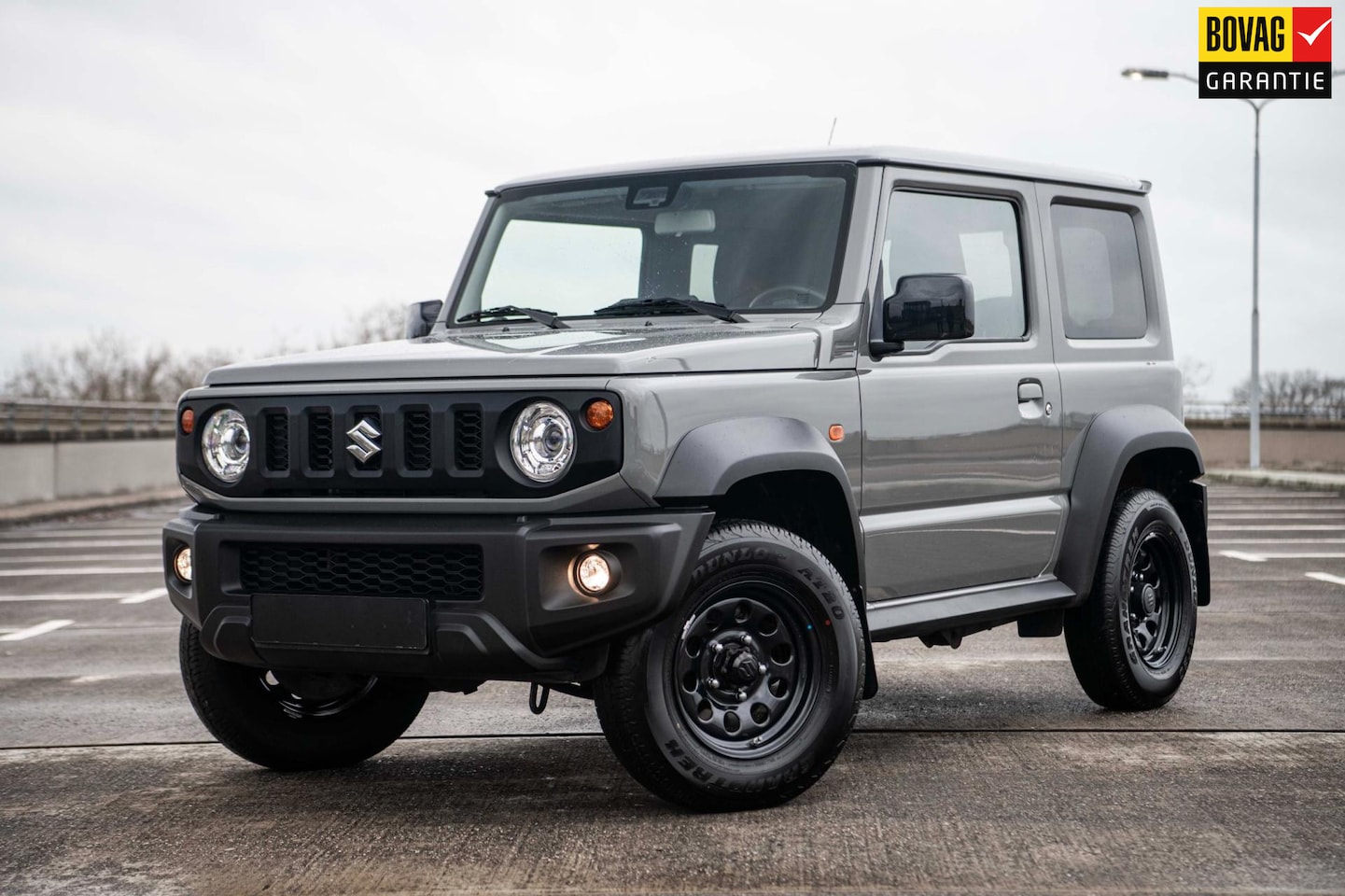 Suzuki Jimny - 1.5 Stijl | 4 Persoons | Airco/Clima | Cruise Control | Navigatie | Stoelverwarming | Trek - AutoWereld.nl