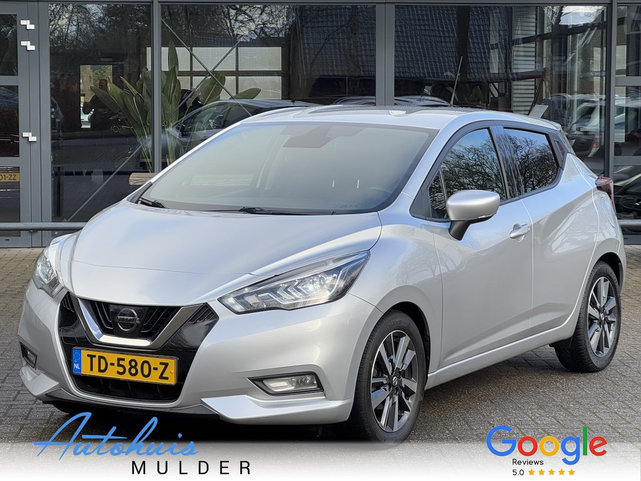 Nissan Micra - 0.9 IG-T N-Connecta/Airco/Cruise/Navigatie/Keyless entry/Camera Stoelverwarming - AutoWereld.nl