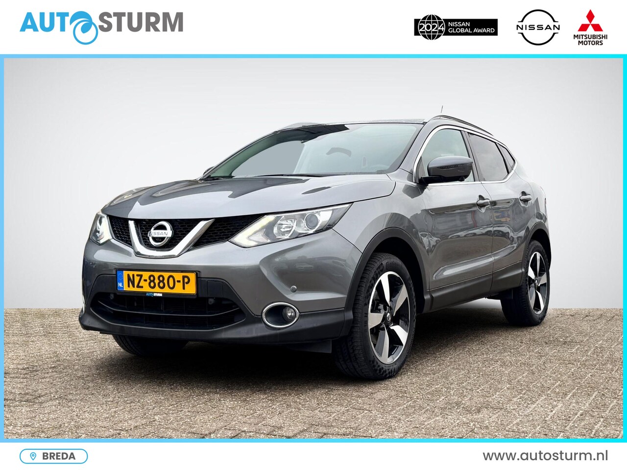 Nissan Qashqai - 1.2 N-Connecta Design Pack | Trekhaak | Panoramadak | Navigatie | 360° Camera | Keyless En - AutoWereld.nl