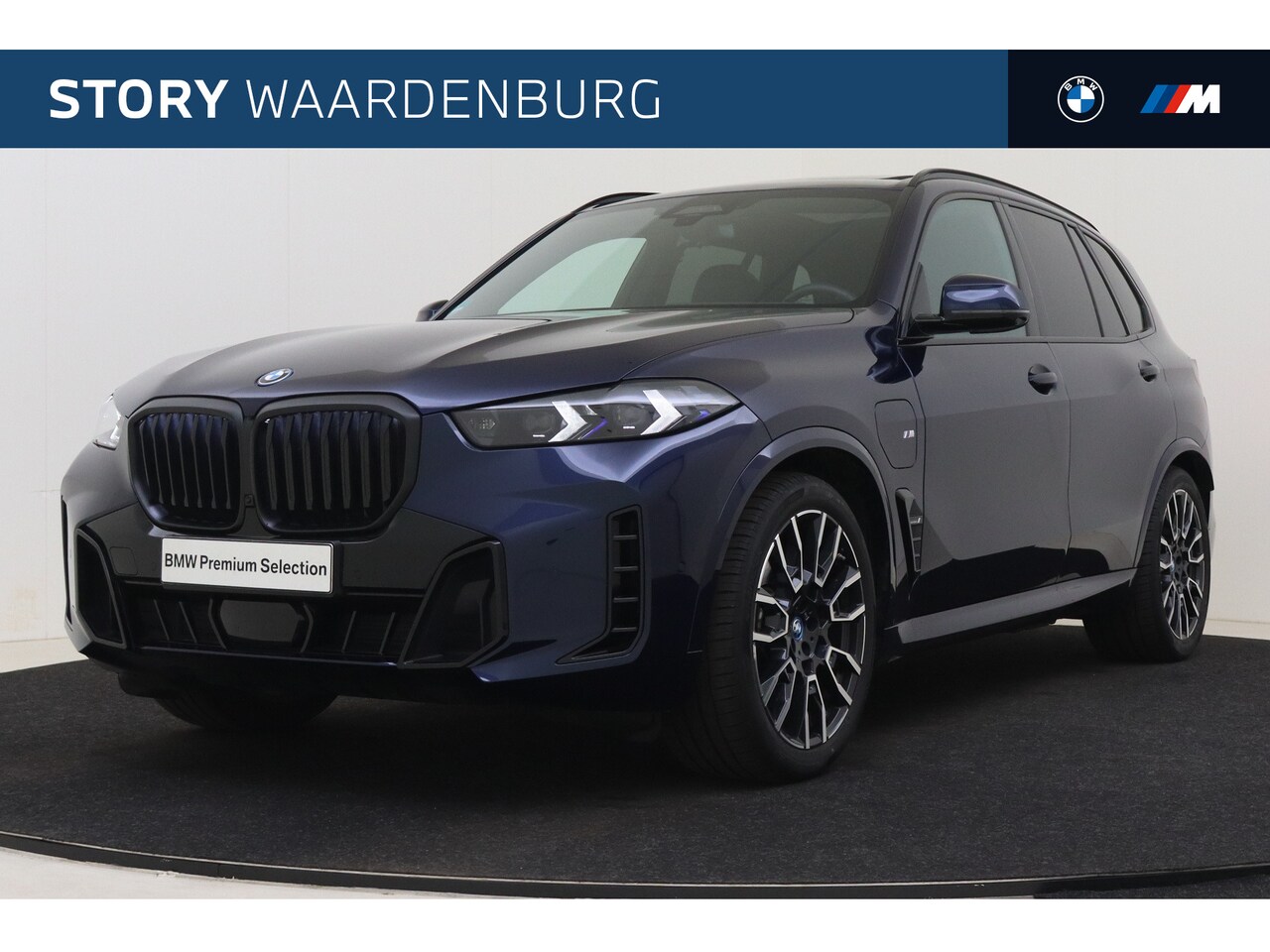 BMW X5 - xDrive50e High Executive M Sport Automaat / Panoramadak / Trekhaak / Parking Assistant Pro - AutoWereld.nl