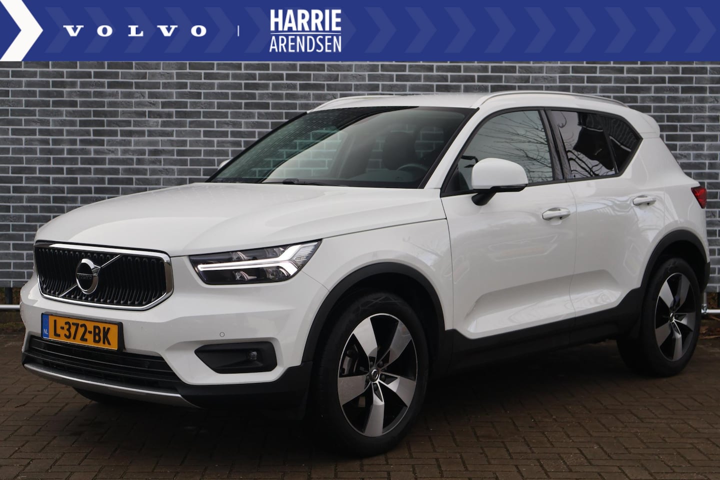 Volvo XC40 - 1.5 T2 Business Pro | Adaptieve Cruise Control | Navigatie | Dodehoek Assistent | Getint g - AutoWereld.nl