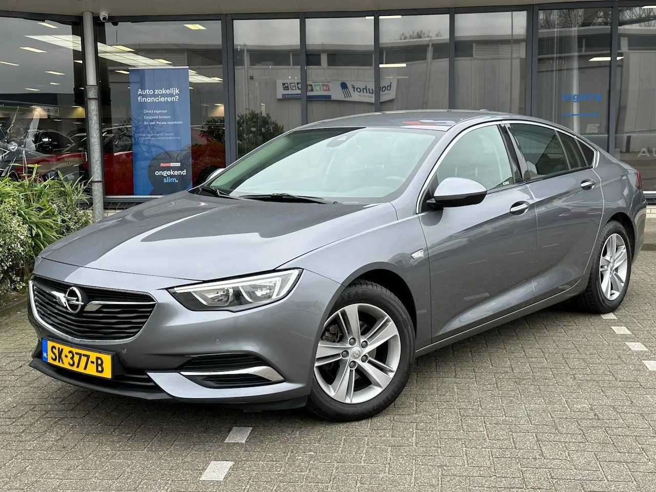 Opel Insignia Grand Sport - 1.5 Turbo Business Executive 1.5 Turbo 165pk Business Executive - AutoWereld.nl