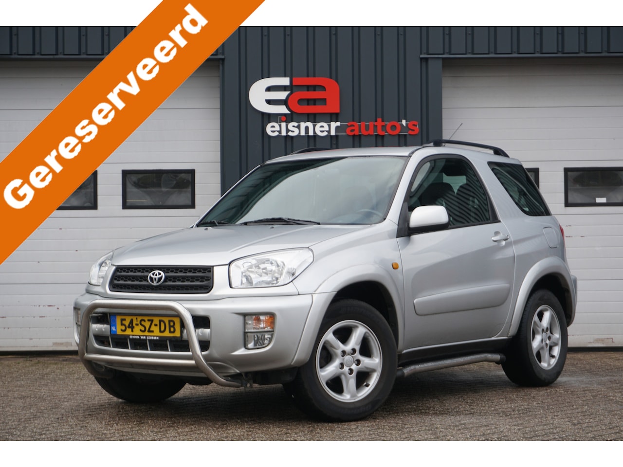 Toyota RAV4 - 2.0-16V VVT-i Luna | AUTOMAAT | TREKHAAK | AIRCO | - AutoWereld.nl