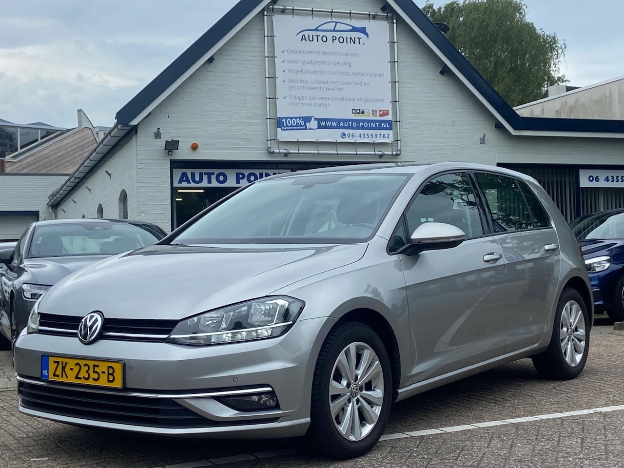 Volkswagen Golf - 1.6 TDI AUTO-DSG/NAVI/CRUISE/PDC/ZEER-COMPLEET - AutoWereld.nl