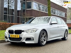 BMW 3-serie Touring - 318i Touring M Sport Ed. Aut. Clima/NAP/Navi/Leer/NL Auto