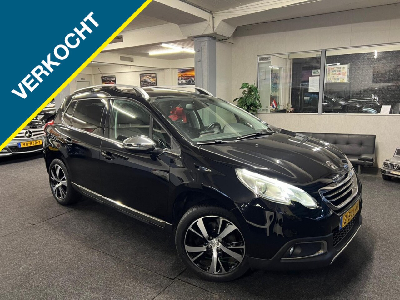 Peugeot 2008 - 1.6 VTi Féline NAP*Volle uitvoering*PANO - AutoWereld.nl