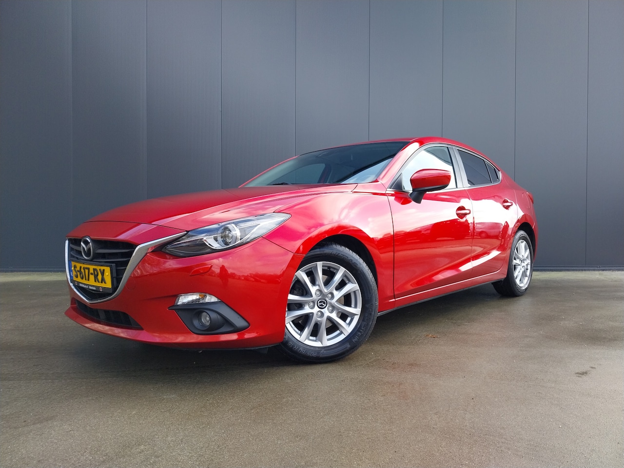 Mazda 3 - 2.0 Skylease XENON NAVI CRUISE ECC - AutoWereld.nl