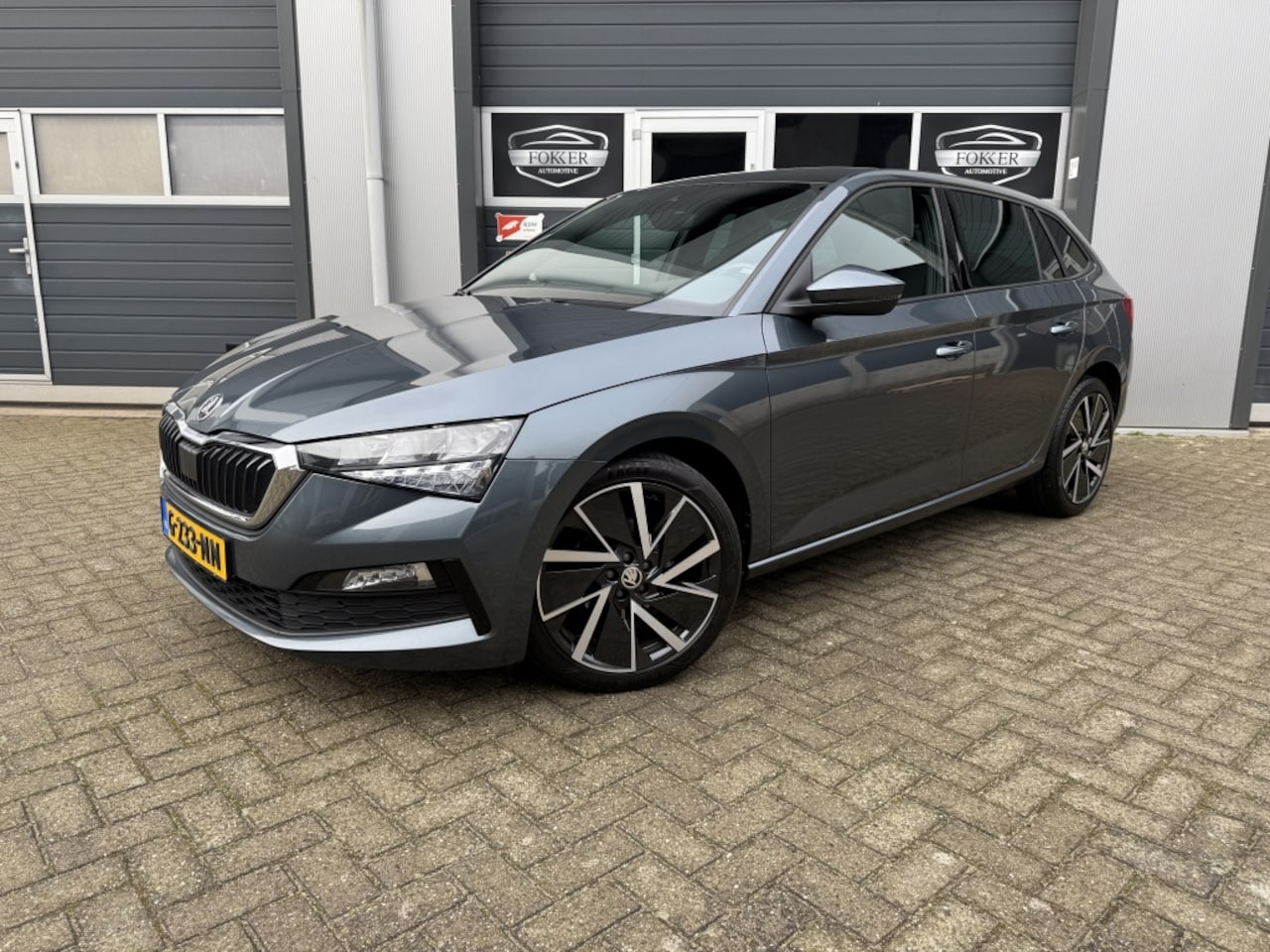 Skoda Scala - 1.0 TSI Sport Bns Automaat NAP 1e eigenaar Pano 18" stoelvw Carp - AutoWereld.nl