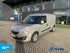 Opel Combo - Navigatie + Parkeersensoren