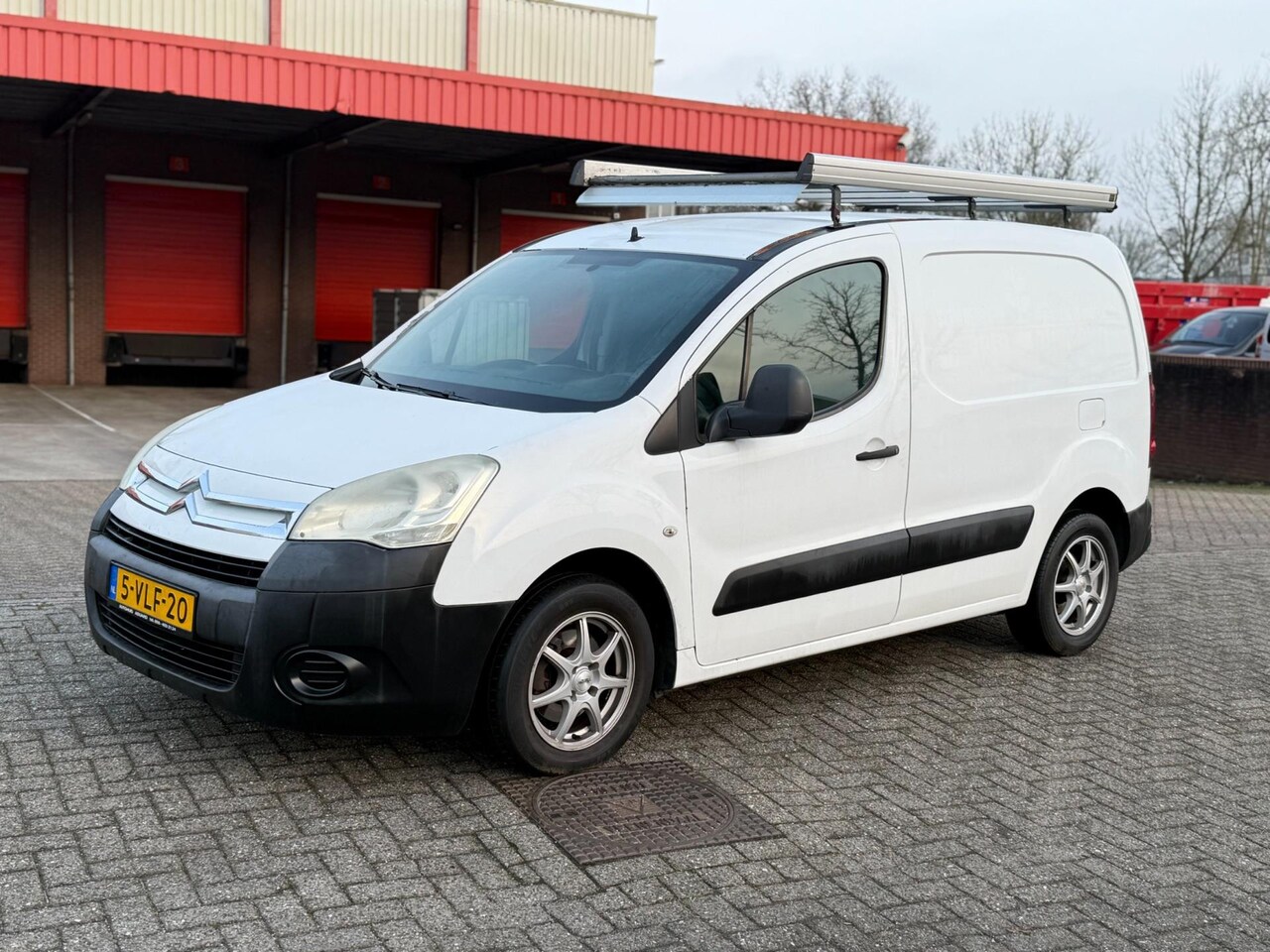 Citroën Berlingo - 1.6 HDI 500 Comfort / Airco / 1 Jaar APK - AutoWereld.nl