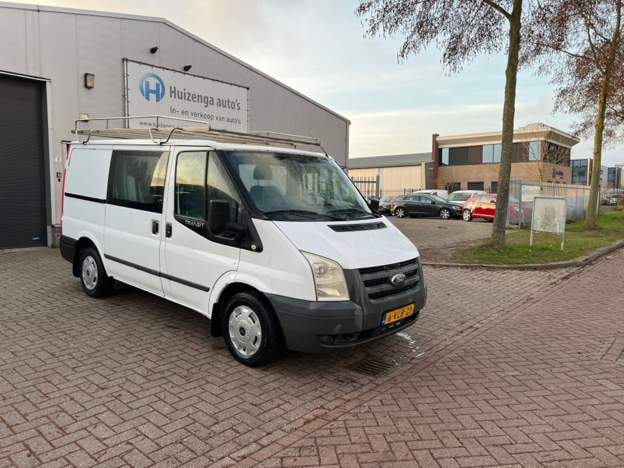 Ford Transit - 260 2.2TDCI| DUBBEL CAB| AIRCO| BJ:2011 - AutoWereld.nl