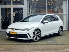 Volkswagen Golf - 1.5 eTSI R-Line 2xR-LINE / IQ MATRIX / PANO / ACC / AFN. TREKHAAK