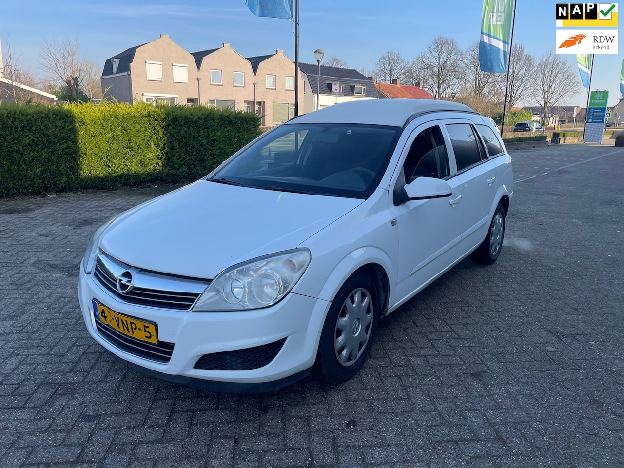 Opel Astra - 1.7 CDTi Enjoy APK/AIRCO/CRUISE - AutoWereld.nl