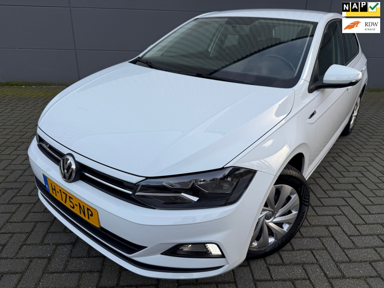 Volkswagen Polo - 1.0 TSI FR Business*CRUISE*APK*NAP*NAVI*CARPLY*PARK SENSORE*Automaat*1 EIGNAAR - AutoWereld.nl