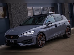 CUPRA Leon - 1.4 e-Hybrid VZ Copper Edition | PHEV | 245 PK | Pano | Nardo | Virtual | Sfeer | 19 Inch