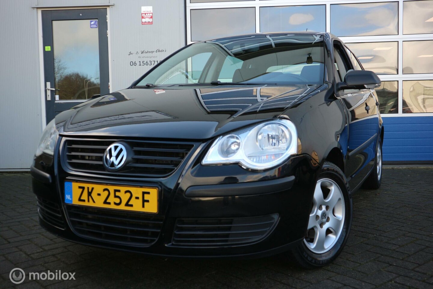 Volkswagen Polo - 1.2 Easyline 5-DEURS AIRCO/SPORTVELGEN/LMV - AutoWereld.nl