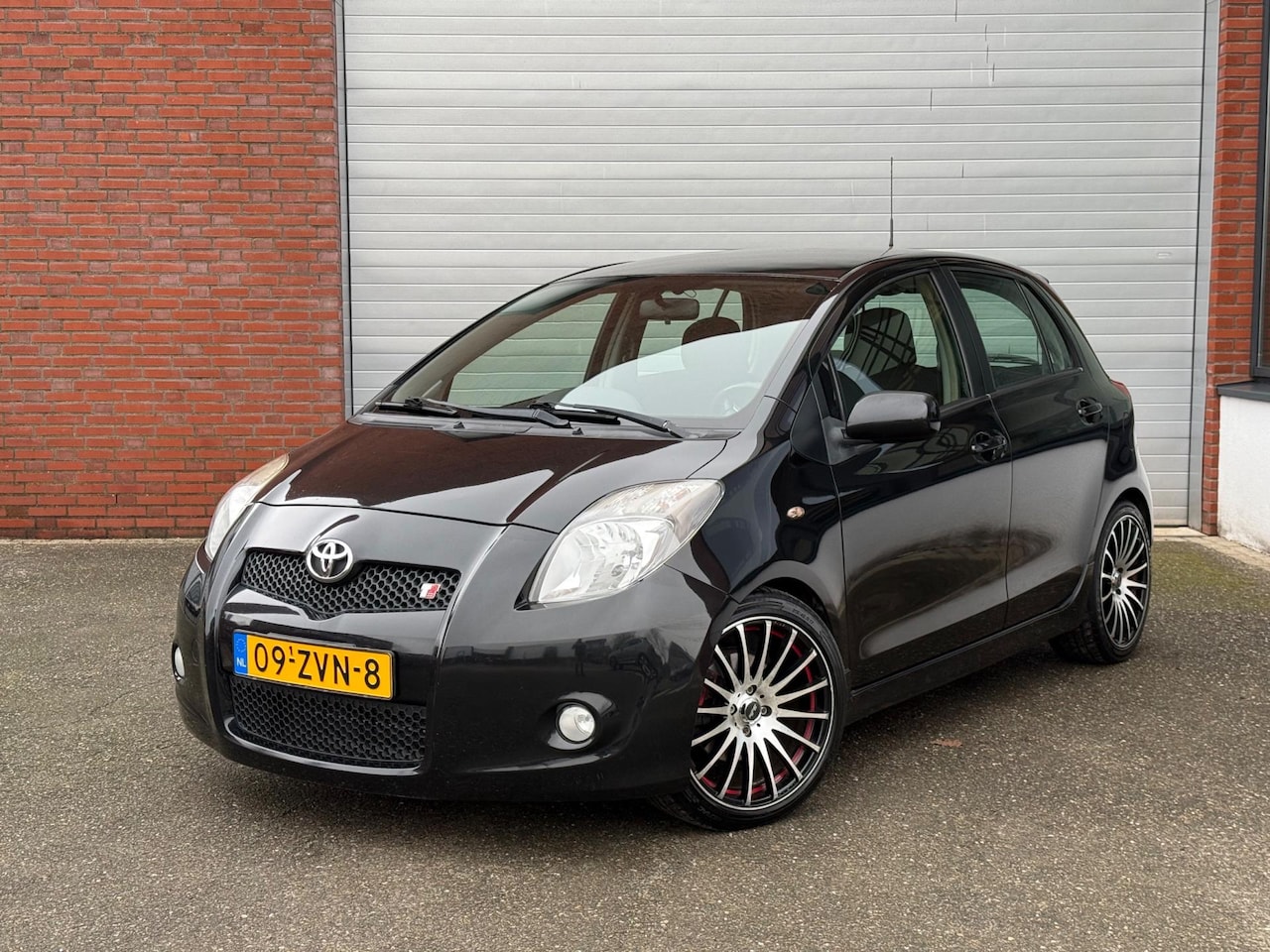 Toyota Yaris - 1.8 VVTi TS| NAP| CLIMA| KEYLESS| NEW APK - AutoWereld.nl