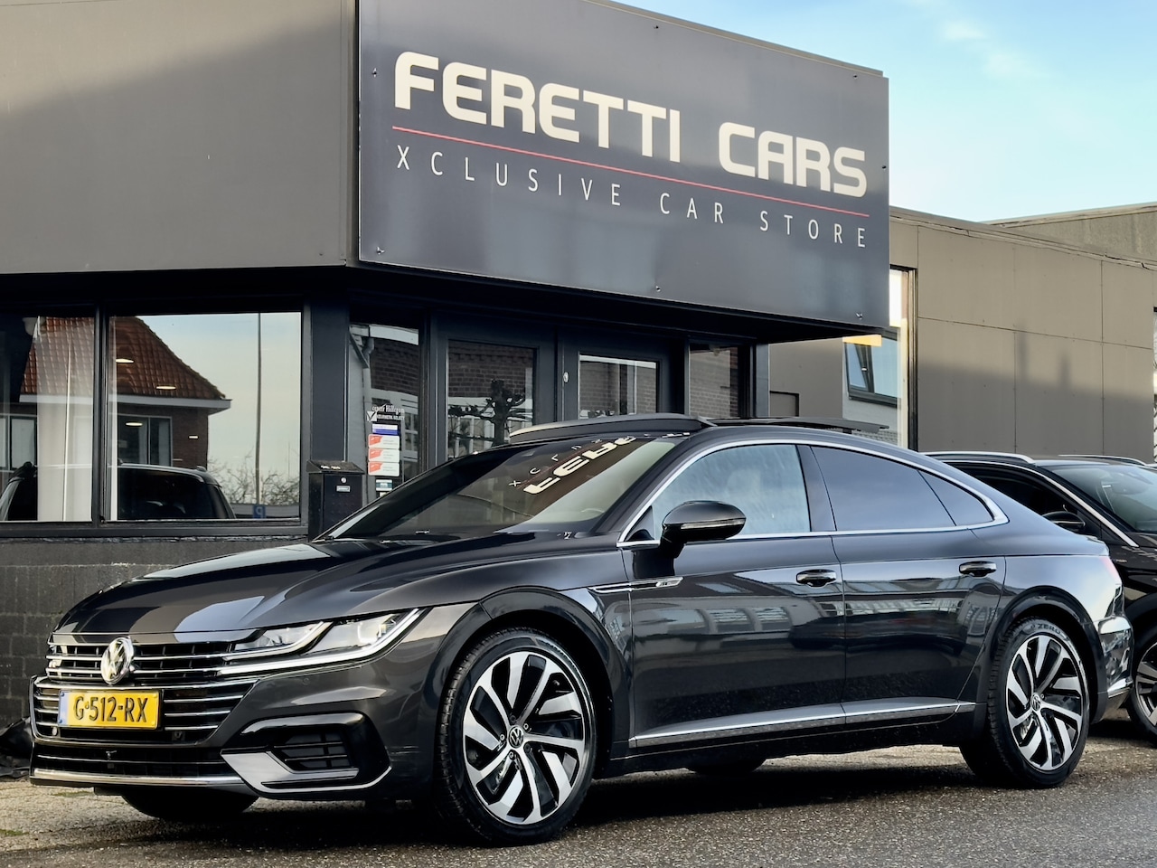 Volkswagen Arteon - 2.0 TSI AUT7 R-LINE EXCLUSIVE 90D.KM PANODAK LEDER NAVI CAMERA360 DIGI-DASH CARPLAY LED LM - AutoWereld.nl