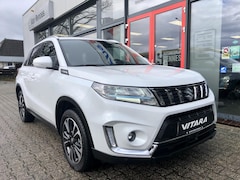 Suzuki Vitara - WINTERVOORDEEL GRATIS TREKHAAK 1.4 Hybrid Style (RIJKLAARPRIJS)