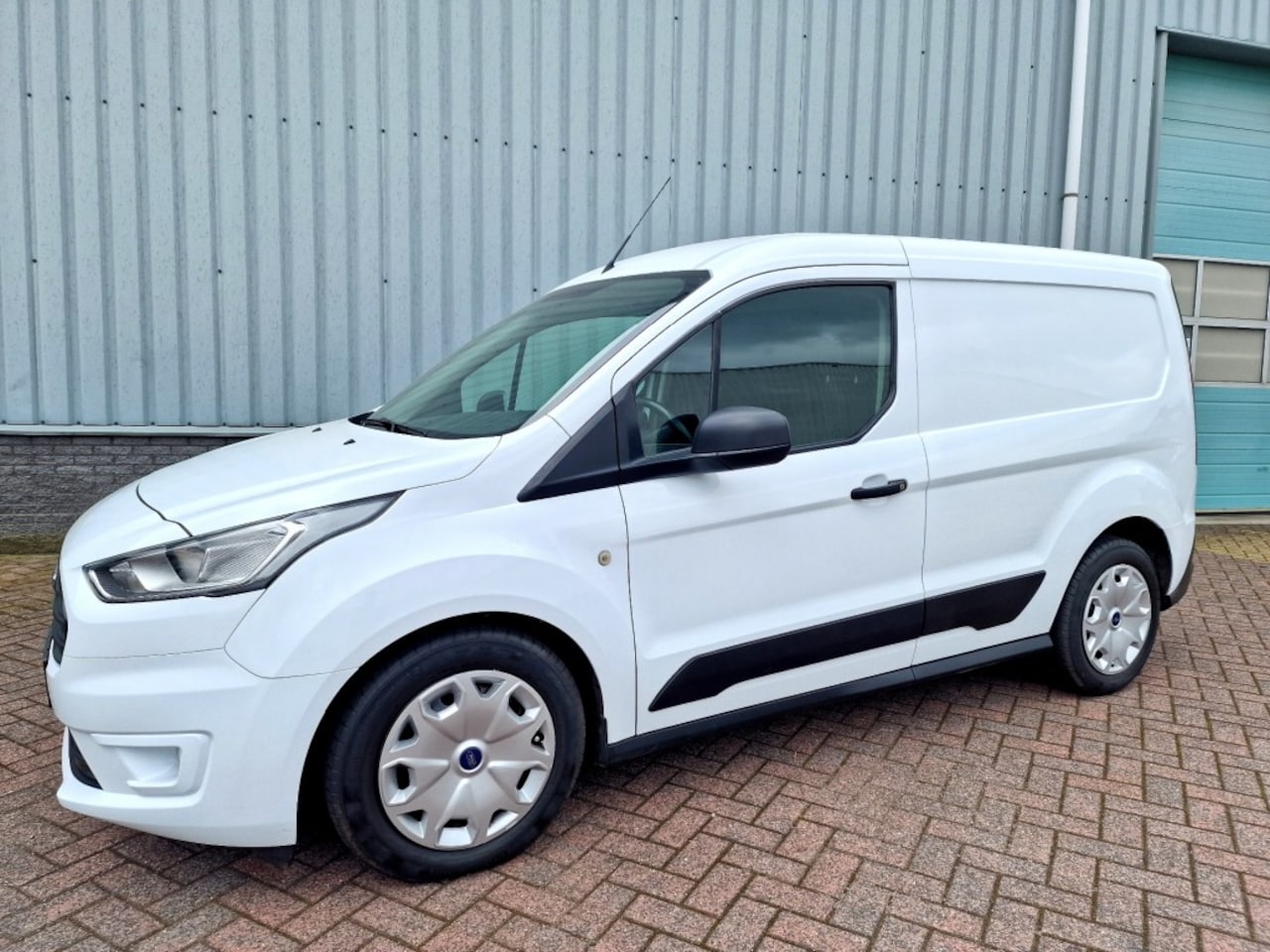 Ford Transit Connect - 1.5 EcoBlue Airco KILOMETERSTAND NAP!  Nieuwe APK! 2025 - AutoWereld.nl