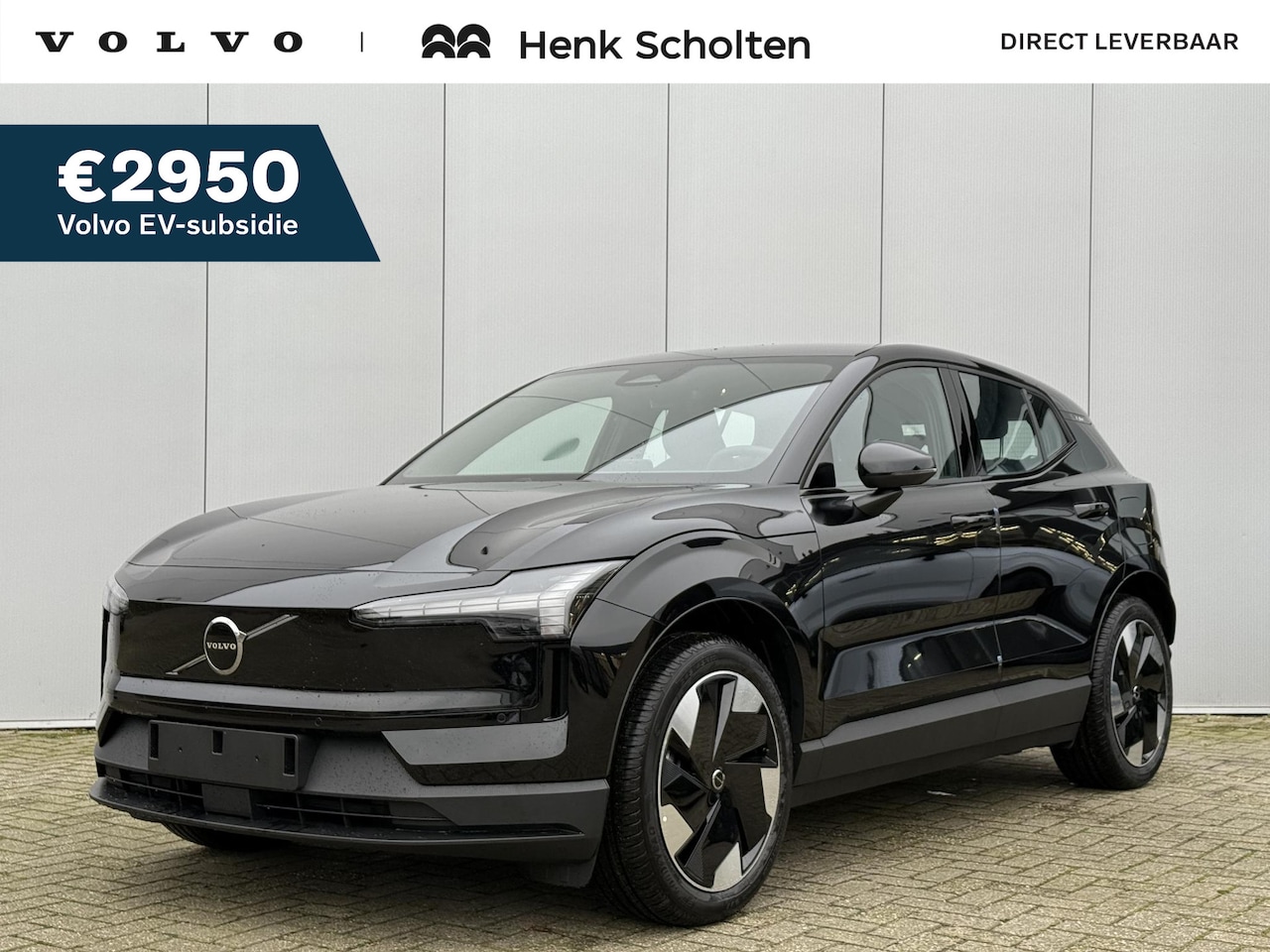 Volvo EX30 - Single Motor Extended Range Plus 69 kWh, **Direct Leverbaar** 717 Onyx Black Metallic, R31 - AutoWereld.nl