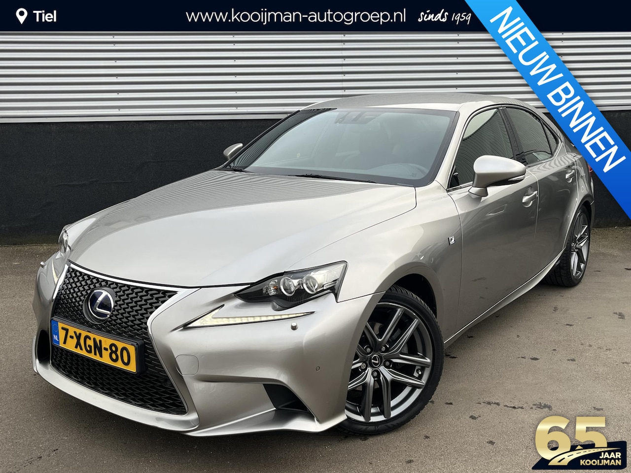 Lexus IS - 300h F Sport Line Automaat 1e eigenaar, Nederlandse auto incl. Trekhaak - AutoWereld.nl