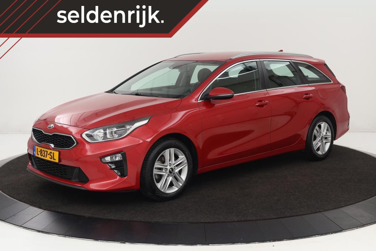 Kia Cee'd - Ceed 1.0 T-GDi DynamicLine | Carplay | Camera | Navigatie | DAB | Climate control | PDC | - AutoWereld.nl