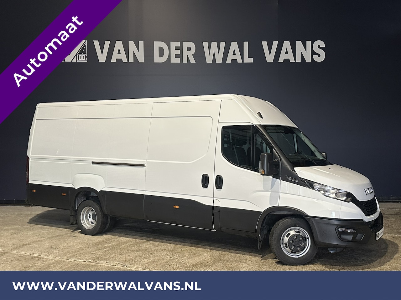 Iveco Daily - 35C16V 156pk Automaat L3H2 L4H2 Dubbel lucht 3500kg Trekvermogen Euro6 Airco | Bijrijdersb - AutoWereld.nl