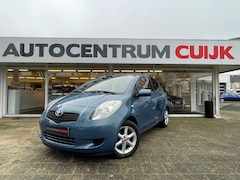 Toyota Yaris - 1.0 VVTi Airco, elek. ramen, radio CD-speler