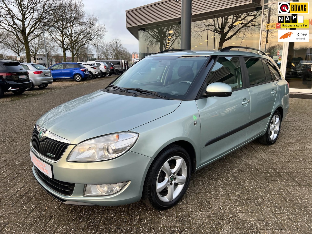 Skoda Fabia Combi - 1.2 TDI Greenline 1.2 TDI Greenline, navigatie, Clima,Pdc, Cruise control, etc - AutoWereld.nl