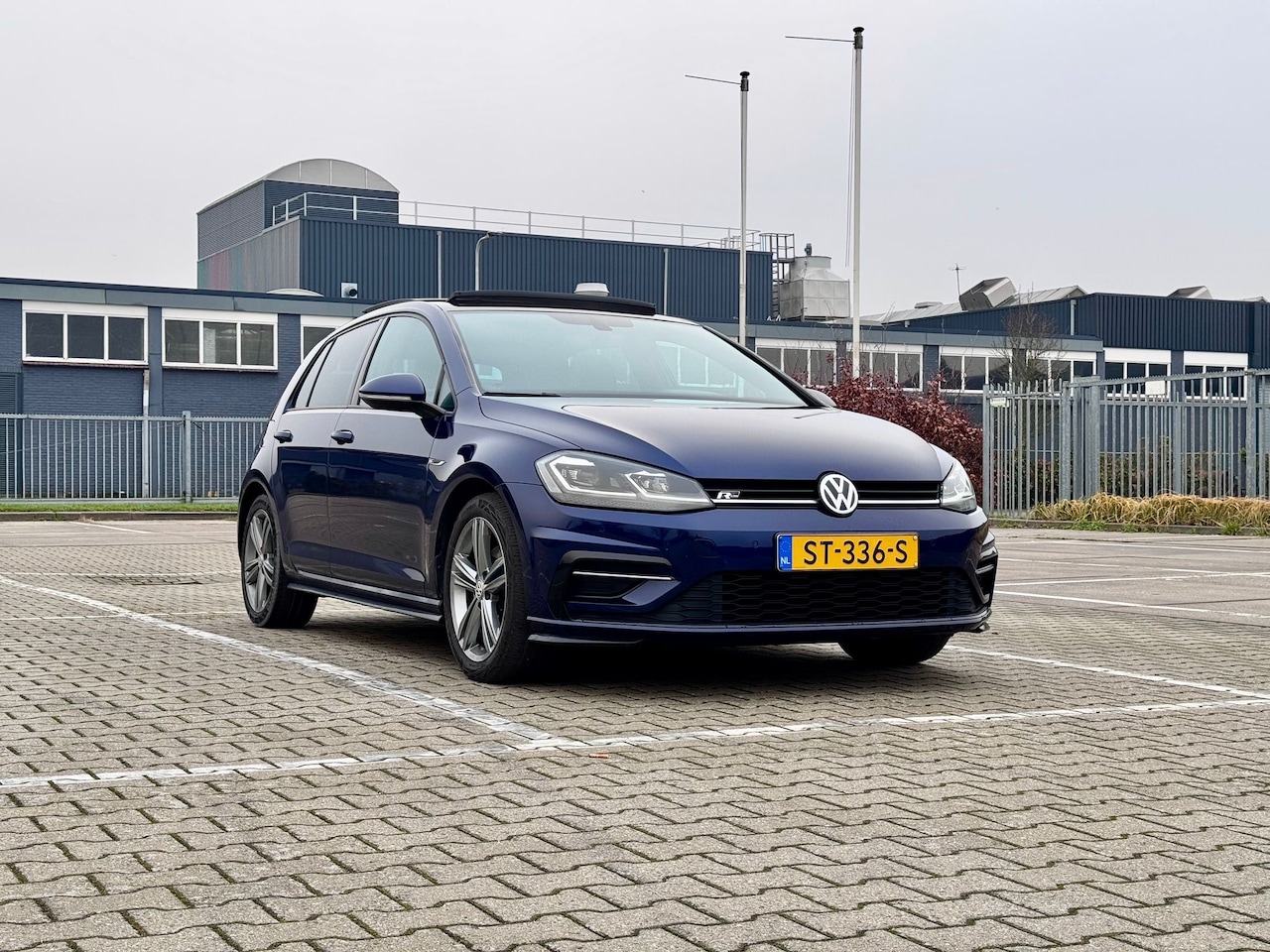 Volkswagen Golf - 1.5 TSI Highline Business R - AutoWereld.nl