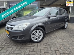 Opel Astra - 1.6 Cosmo | 3E EIGENAAR | 12MND GARANTIE | LEDER | CRUISE | NAVI | LMV |