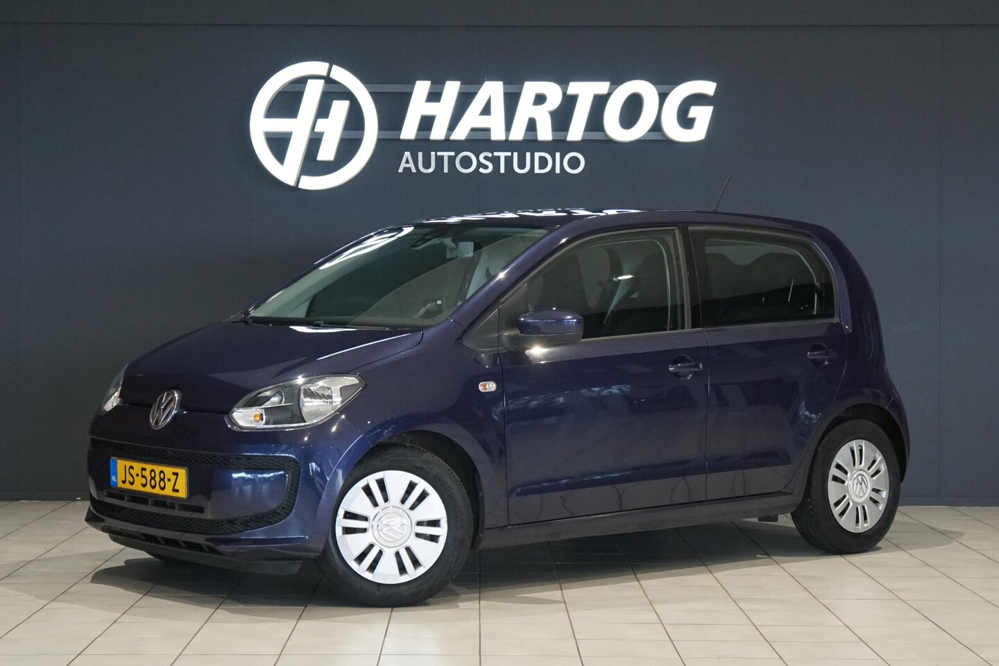 Volkswagen Up! - 1.0 move up! BlueMotion 5D + NAVIGATIE / AIRCO - AutoWereld.nl