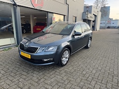 Skoda Octavia Combi - 1.5 TSI Greentech Business Edition / automaat DSG / carplay / NAVI / cruise controle / tre