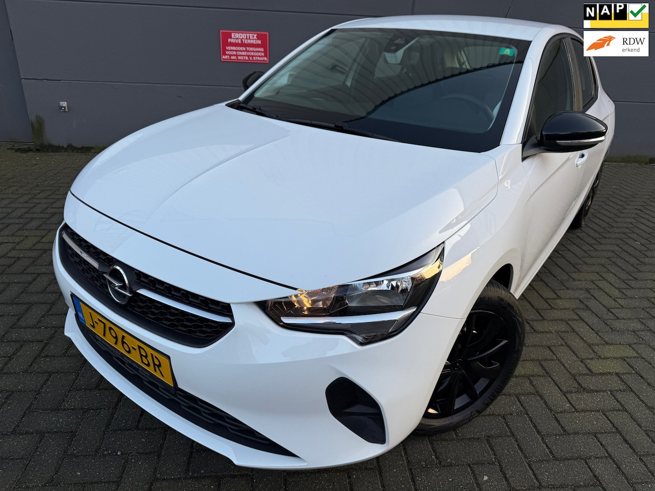 Opel Corsa - 1.2 Edition*12 MAANDEN GARANTIE*CAMERA*101PK*CRUISE*NAVI*CARPLYE*NEW APK*NAP*AIRCO*ELKT-RA - AutoWereld.nl