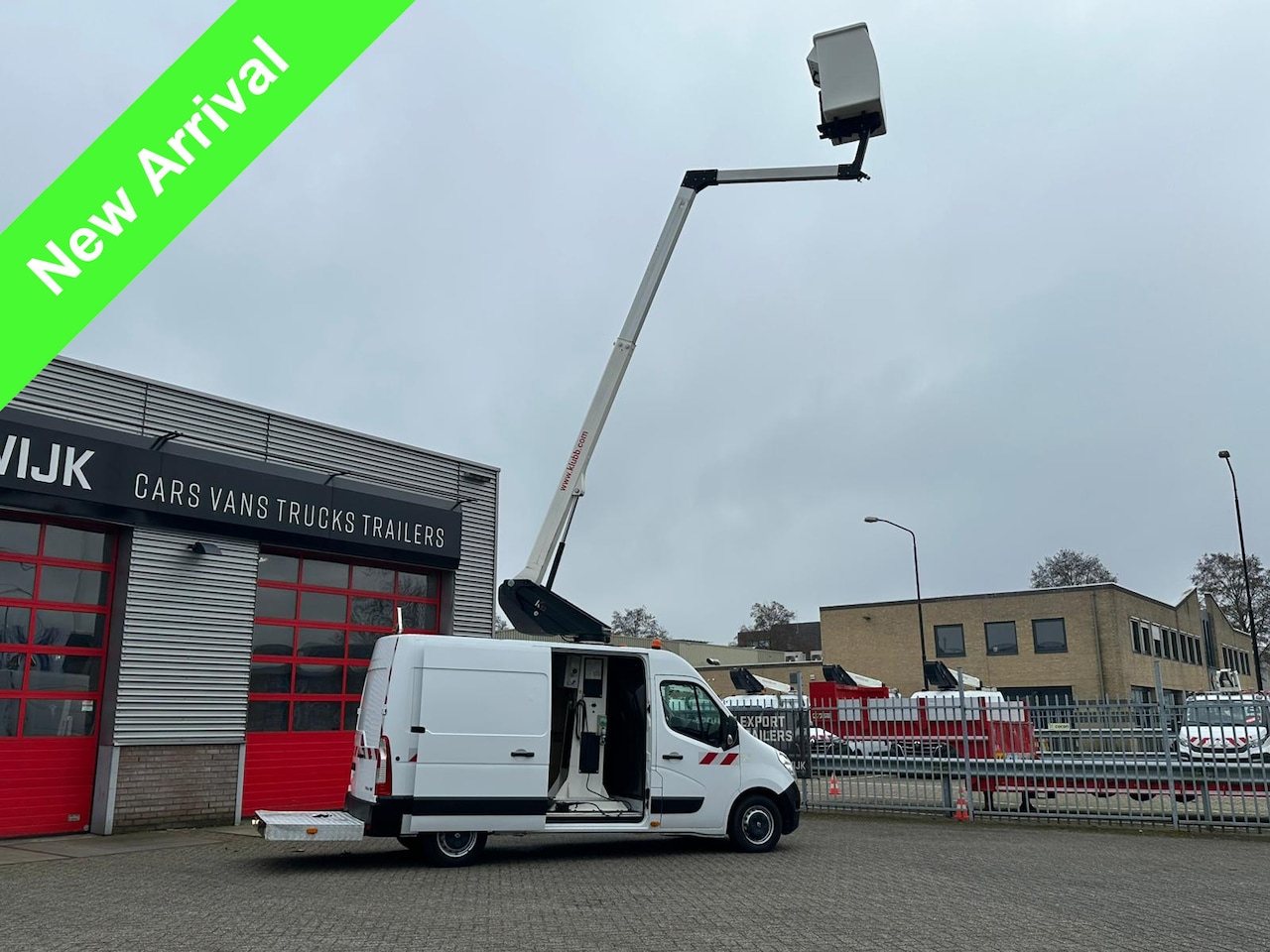 Renault Master - Hoogwerker Klubb K32 13 M Euro 6, APK 23-09-2026 - AutoWereld.nl