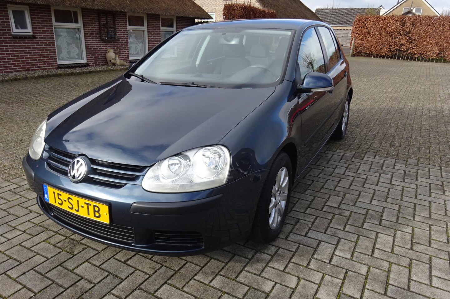 Volkswagen Golf - 1.6 FSI Comfortline airco - AutoWereld.nl