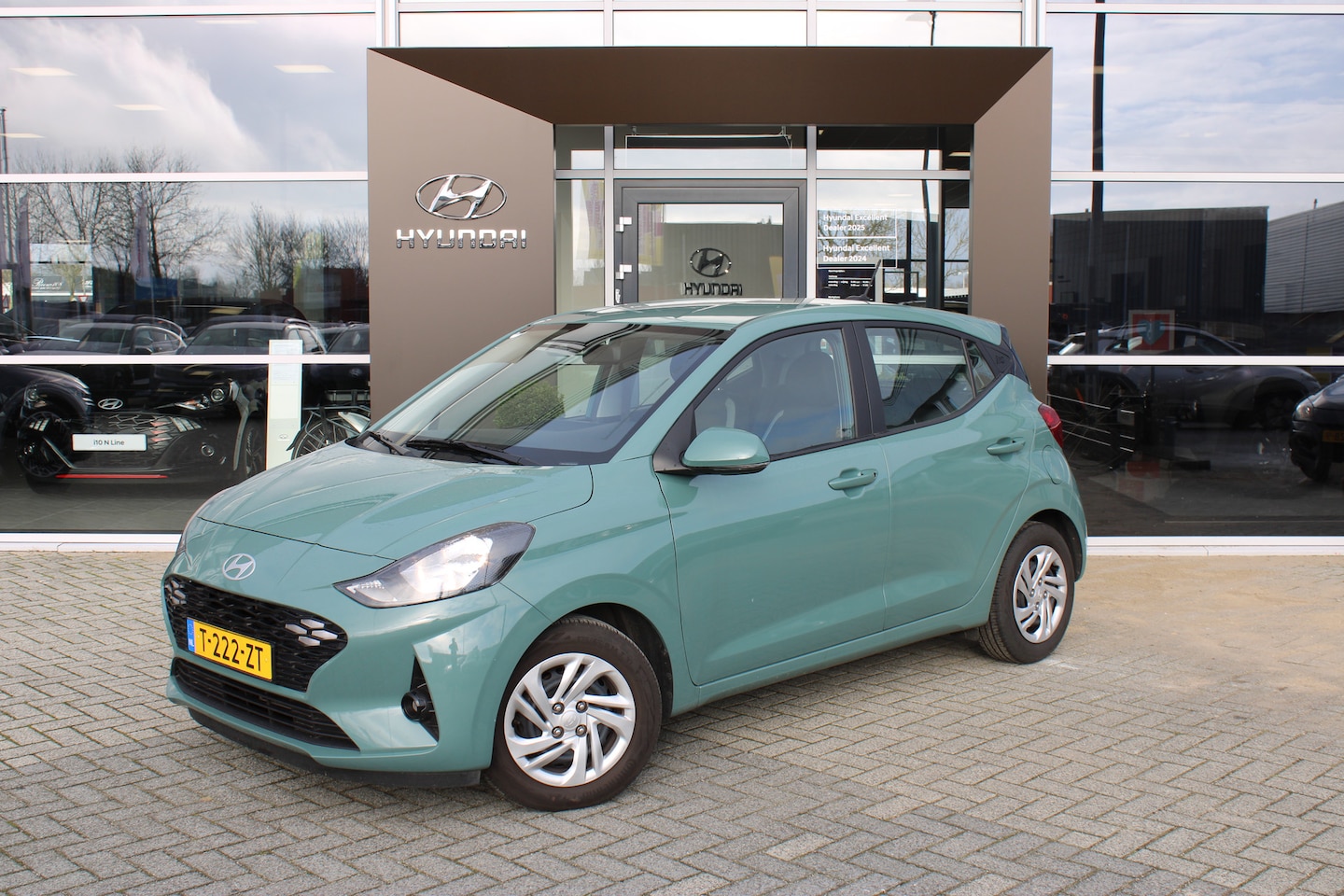 Hyundai i10 - 1.0 Comfort | Apple Carplay/Android Auto | Cruise control | Kleur wit - AutoWereld.nl