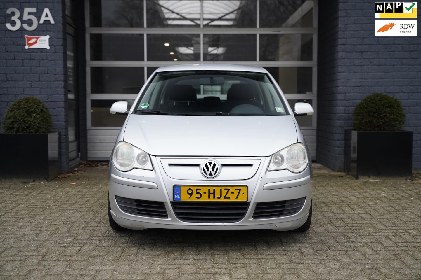 Volkswagen Polo - 1.4 TDI Trendline BlueMotion Airco Elektr. ramen - AutoWereld.nl