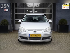 Volkswagen Polo - 1.4 TDI Trendline BlueMotion Airco Elektr. ramen