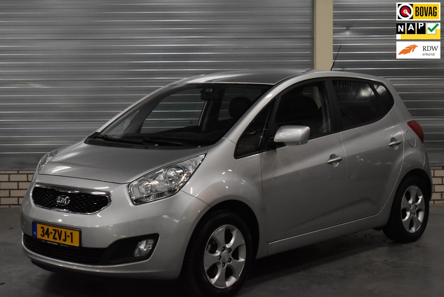 Kia Venga - 1.4 CVVT Super Pack 62.000KM! +Navigatie|Bluetooth|Camera|Cruise Control| - AutoWereld.nl