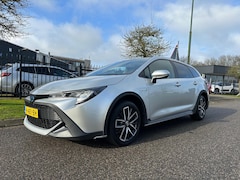 Toyota Corolla Touring Sports - 2.0 Hybrid 184pk CVT TREK Multi Media Navigatie