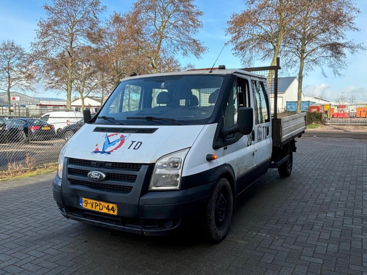 Ford Transit - 350L 2.4 TDCI Dubbelcabine 90.817km - AutoWereld.nl