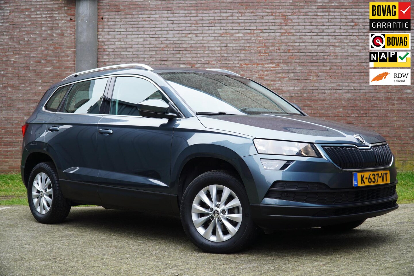 Skoda Karoq - 1.0 TSI Style 1.0 TSI Style 116 PK, Airco,Cruise control, Navigatie,Lage km.stand. - AutoWereld.nl